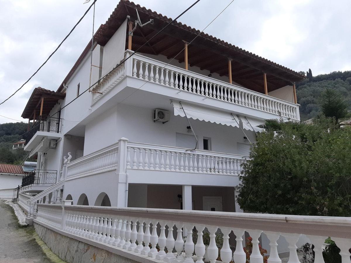Villa Pappas Parga Eksteriør billede